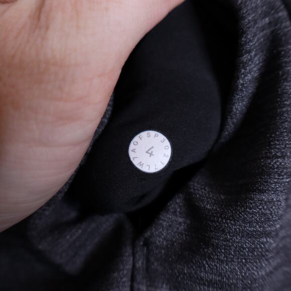 LULULEMON On The Fly Short Heathered Black Medium Rise Casual Women's 4 - Picture 8 of 9